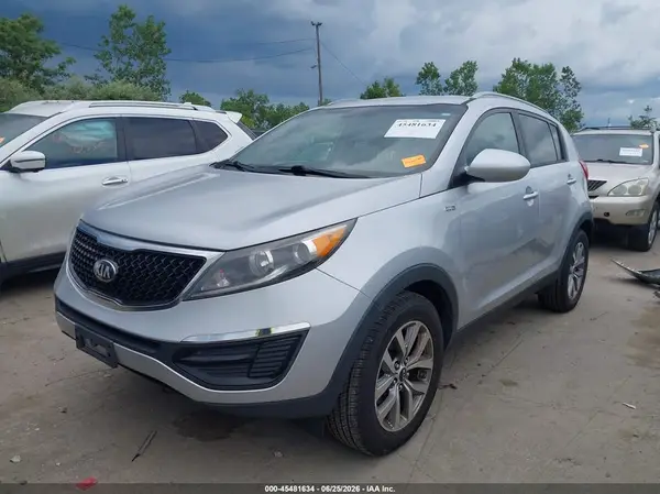 KNDPBCAC1G7801069 2016 KIA SPORTAGE - Image 2