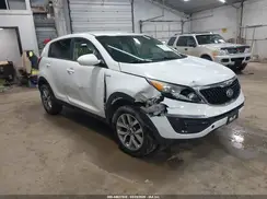 KNDPBCAC1G7803243 2016 KIA SPORTAGE