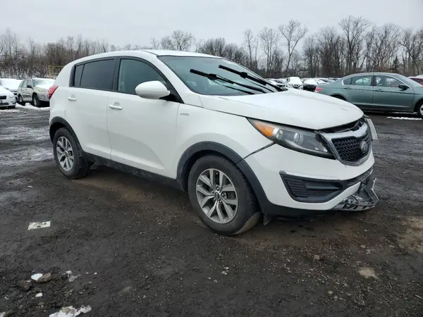 KNDPBCAC1G7810922 2016 KIA SPORTAGE - Image 8