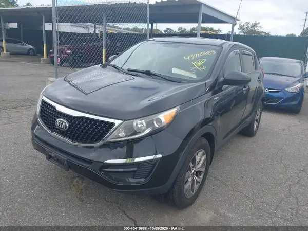 KNDPBCAC1G7811729 2016 KIA SPORTAGE - Image 2