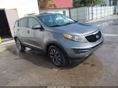 KNDPBCAC1G7813044 2016 KIA SPORTAGE