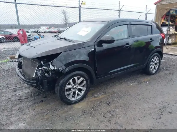 KNDPBCAC1G7818891 2016 KIA SPORTAGE - Image 2