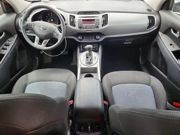 KNDPBCAC1G7825985 2016 KIA SPORTAGE - Image 8