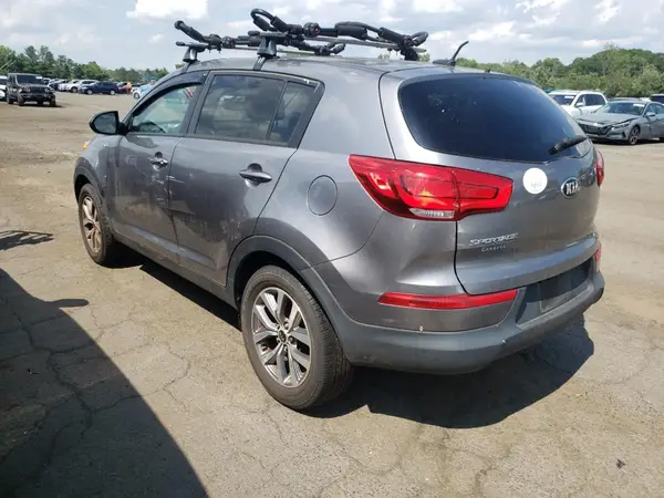 KNDPBCAC1G7849493 2016 KIA SPORTAGE - Image 2
