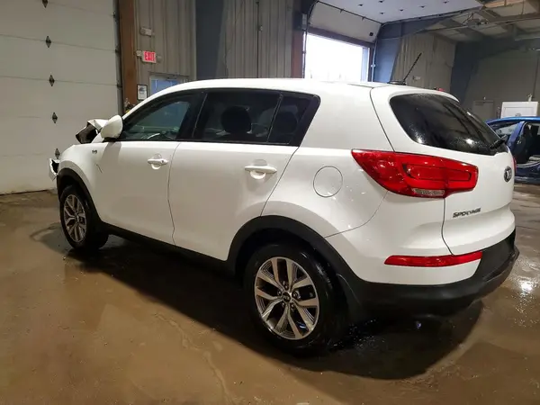 KNDPBCAC1G7862230 2016 KIA SPORTAGE - Image 2