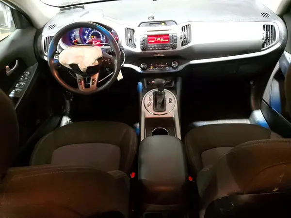 KNDPBCAC1G7862230 2016 KIA SPORTAGE - Image 8
