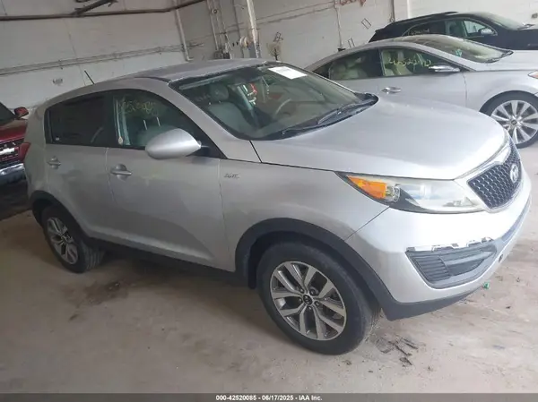 KNDPBCAC1G7864074 2016 KIA SPORTAGE - Image 1