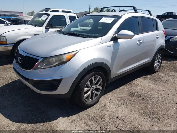 KNDPBCAC1G7867718 2016 KIA SPORTAGE - Image 2