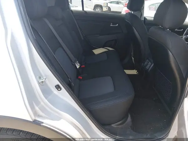 KNDPBCAC1G7867718 2016 KIA SPORTAGE - Image 8