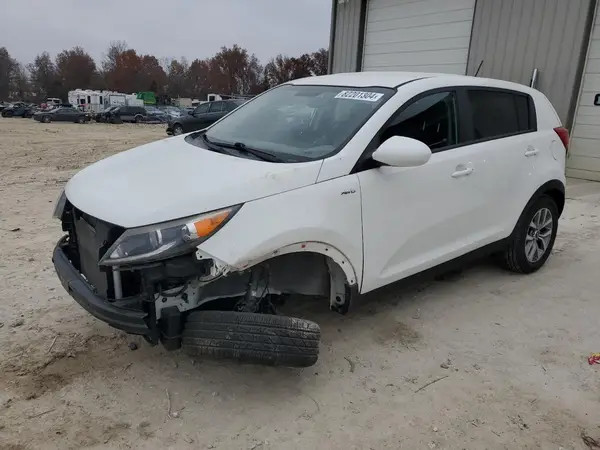 KNDPBCAC1G7870098 2016 KIA SPORTAGE - Image 1