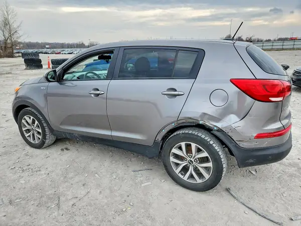 KNDPBCAC1G7876368 2016 KIA SPORTAGE - Image 2