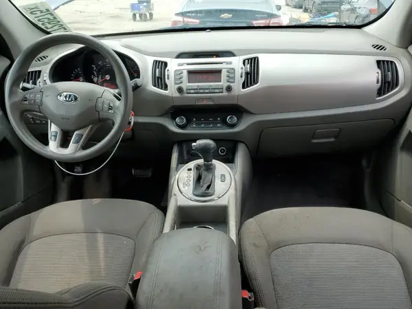 KNDPBCAC1G7877715 2016 KIA SPORTAGE - Image 8