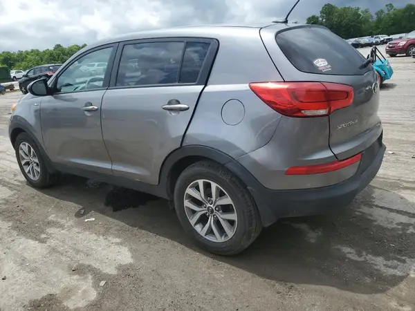 KNDPBCAC2G7801565 2016 KIA SPORTAGE - Image 2