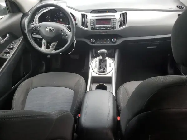 KNDPBCAC2G7801565 2016 KIA SPORTAGE - Image 8
