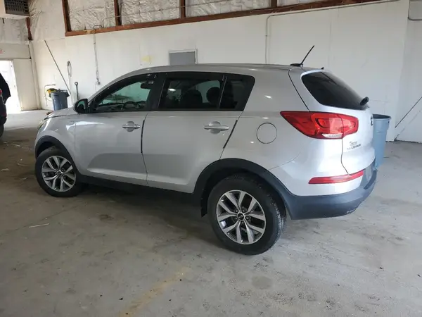 KNDPBCAC2G7807432 2016 KIA SPORTAGE - Image 2