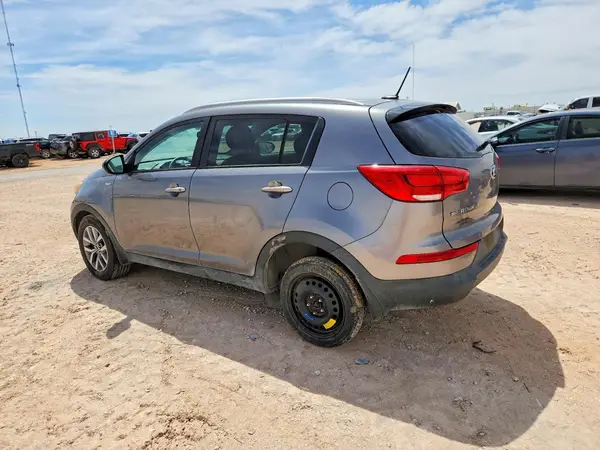 KNDPBCAC2G7811769 2016 KIA SPORTAGE - Image 2