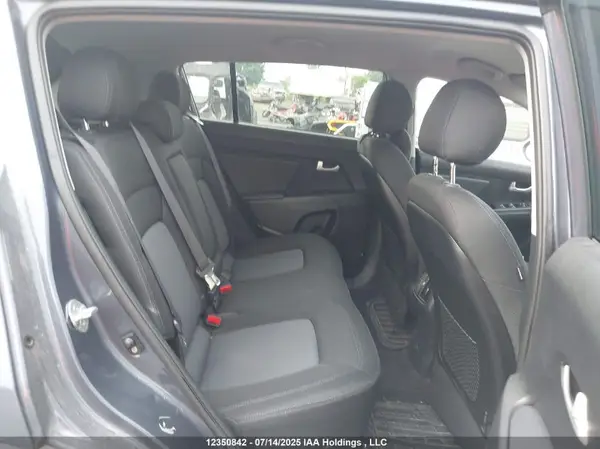 KNDPBCAC2G7818527 2016 KIA SPORTAGE - Image 8