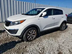 KNDPBCAC2G7820049 2016 KIA SPORTAGE