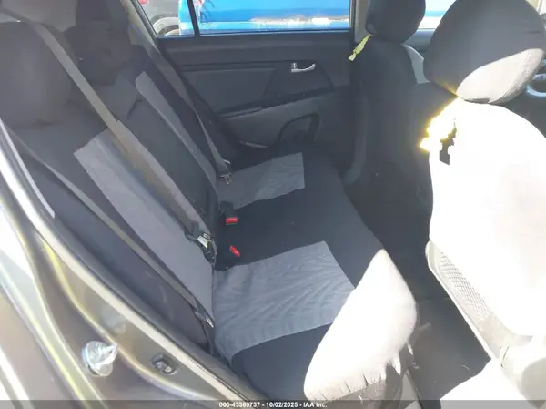 KNDPBCAC2G7829267 2016 KIA SPORTAGE - Image 8
