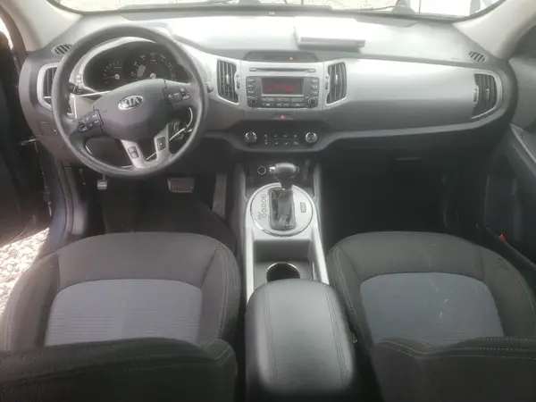 KNDPBCAC2G7832301 2016 KIA SPORTAGE - Image 8
