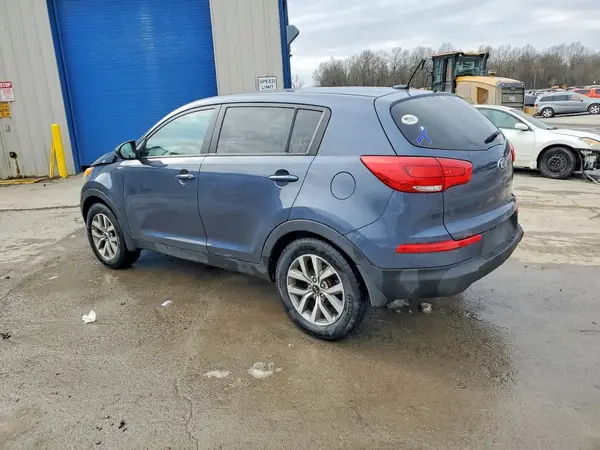 KNDPBCAC2G7836249 2016 KIA SPORTAGE - Image 2