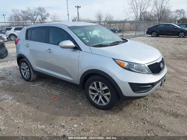 KNDPBCAC2G7837742 2016 KIA SPORTAGE - Image 1