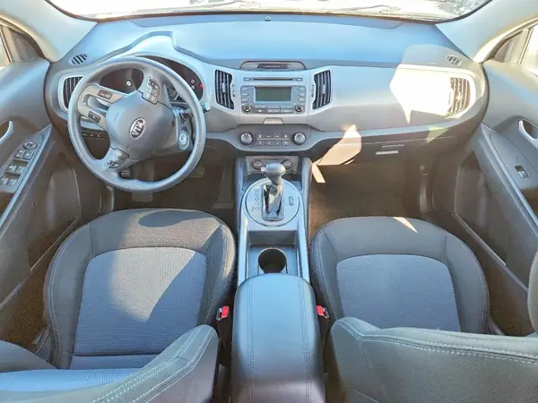 KNDPBCAC2G7841130 2016 KIA SPORTAGE - Image 8