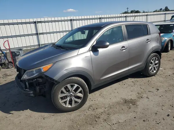 KNDPBCAC2G7855612 2016 KIA SPORTAGE - Image 1