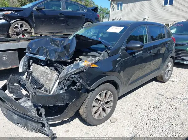 KNDPBCAC2G7857506 2016 KIA SPORTAGE - Image 2