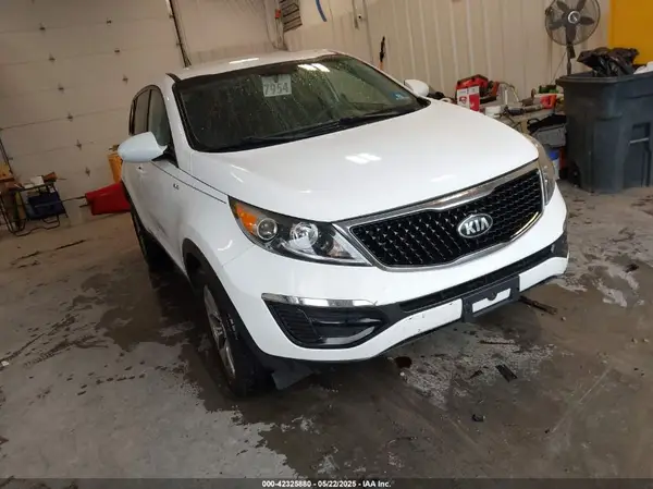 KNDPBCAC2G7862172 2016 KIA SPORTAGE - Image 1
