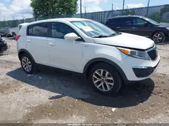 KNDPBCAC2G7864651 2016 KIA SPORTAGE