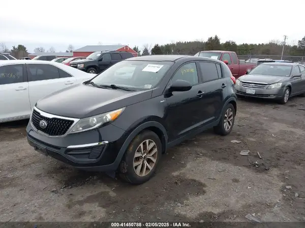 KNDPBCAC2G7864696 2016 KIA SPORTAGE - Image 2