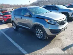 KNDPBCAC2G7877125 2016 KIA SPORTAGE