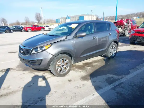KNDPBCAC2G7877125 2016 KIA SPORTAGE - Image 2