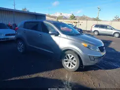 KNDPBCAC2G7878436 2016 KIA SPORTAGE