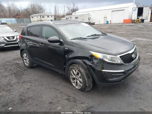 KNDPBCAC3G7799289 2016 KIA SPORTAGE - Image 1
