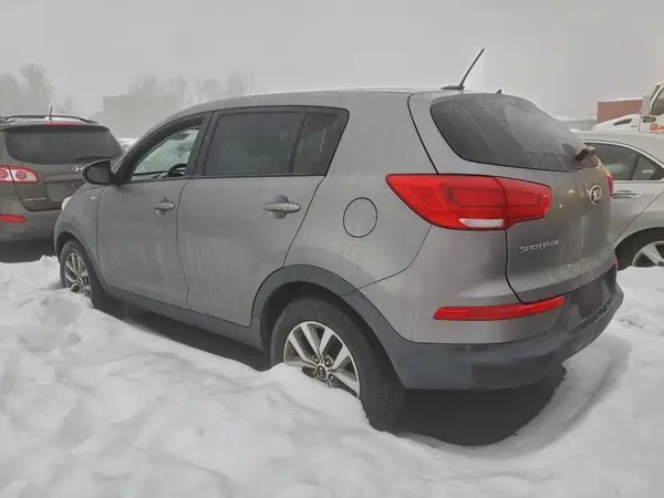 KNDPBCAC3G7802868 2016 KIA SPORTAGE - Image 2