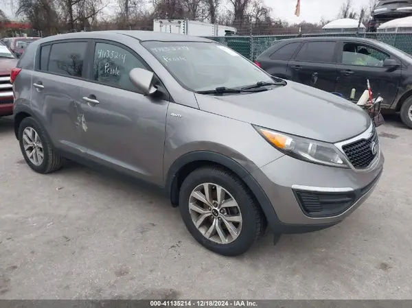 KNDPBCAC3G7810596 2016 KIA SPORTAGE - Image 1