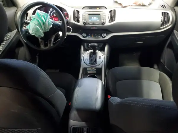 KNDPBCAC3G7827043 2016 KIA SPORTAGE - Image 8