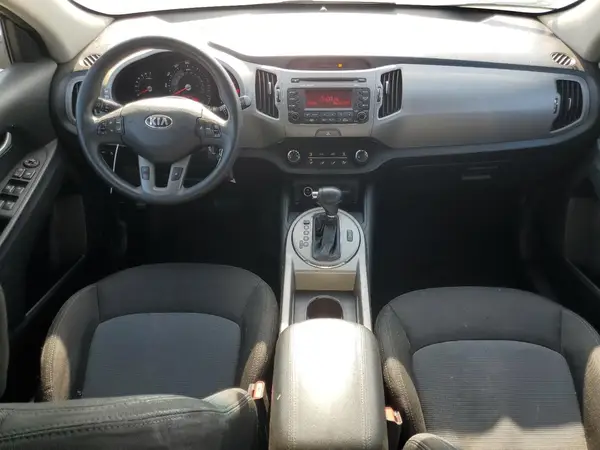 KNDPBCAC3G7828807 2016 KIA SPORTAGE - Image 8
