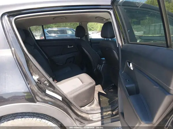 KNDPBCAC3G7831741 2016 KIA SPORTAGE - Image 8