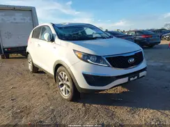 KNDPBCAC3G7848894 2016 KIA SPORTAGE