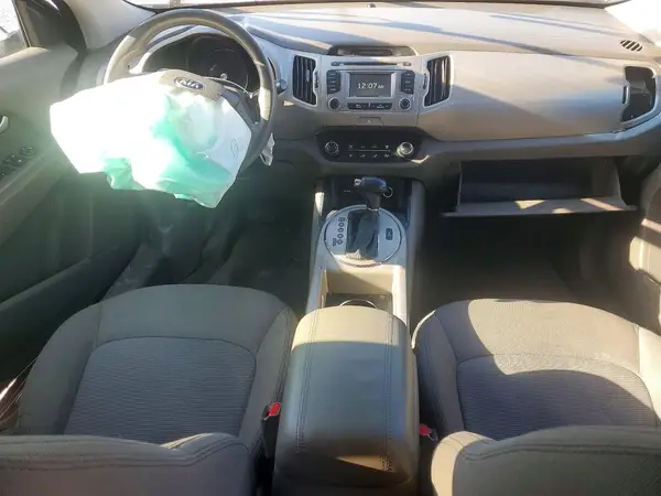 KNDPBCAC3G7861886 2016 KIA SPORTAGE - Image 8