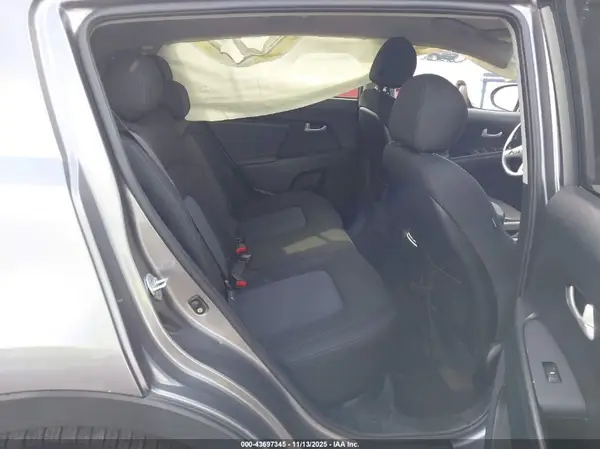 KNDPBCAC3G7866036 2016 KIA SPORTAGE - Image 8