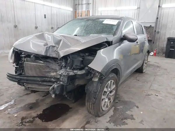 KNDPBCAC3G7868840 2016 KIA SPORTAGE - Image 2
