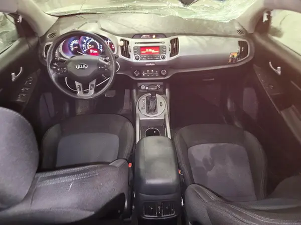 KNDPBCAC4G7802796 2016 KIA SPORTAGE - Image 8