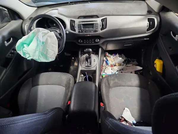 KNDPBCAC4G7810848 2016 KIA SPORTAGE - Image 8