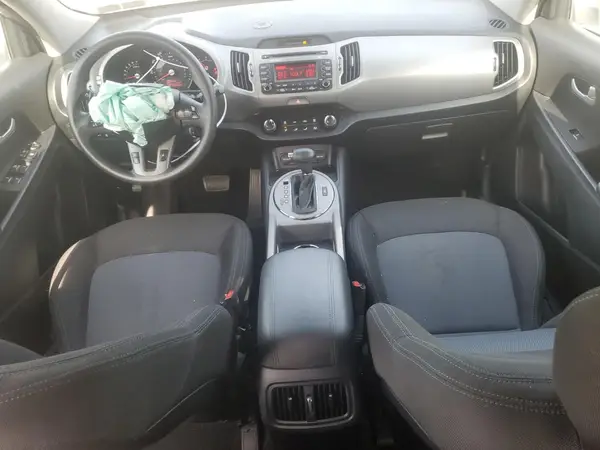 KNDPBCAC4G7826421 2016 KIA SPORTAGE - Image 8