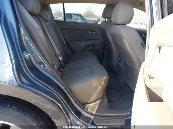 KNDPBCAC4G7828668 2016 KIA SPORTAGE - Image 8
