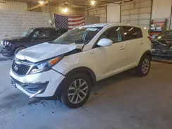 KNDPBCAC4G7838715 2016 KIA SPORTAGE
